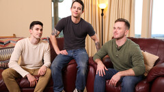 Fine blokes share hotel room for more than just a simple fuck