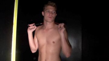 Fine boys play dirty anal perversions during their kinky show