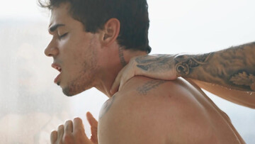Dominant man with lots of tattos is screwing a tigh bum