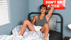 Horny students share best threesome in the bedroom