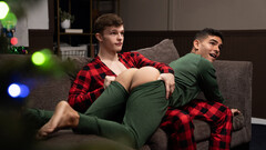 Skinny lovers fuck on the couch on Christmas eve