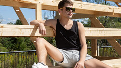 Hot boys enjoy a sunny fuck in outdoor until they get creamy