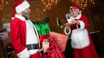 DILF fucks twink in the ass during steamy role play