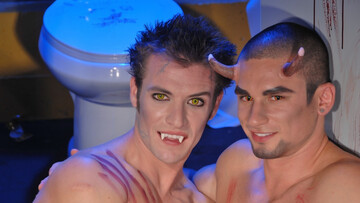 Gay hunks play dirty role play in unique perversions