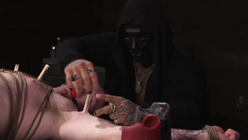 Tormenting with ripe and some items before the deep bang