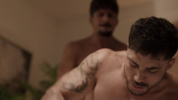Muscular dude enjoys deepthroat and DEEP anal fucking