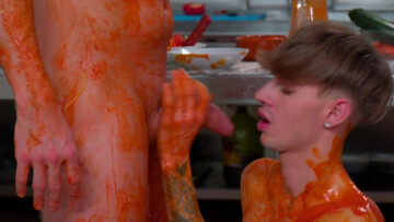 Twink wants to get covered in flour and get fucked