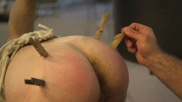 Big muscles and big dick makes him superior