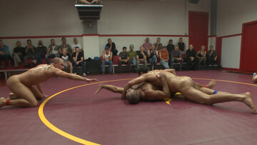 Muscular males share rough anal orgy in the ring during championship