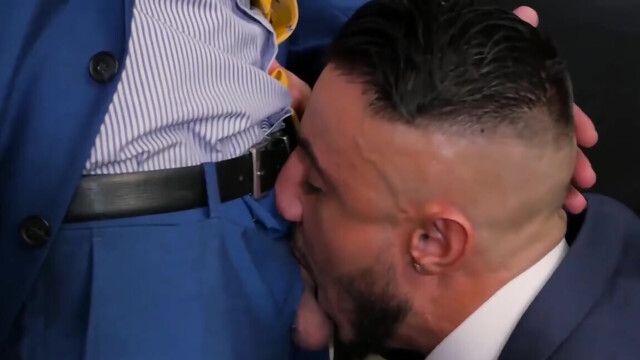Sharp business hottie fucking that tight booty