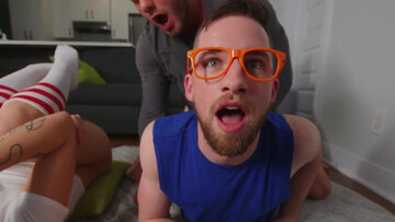 His hungry mouth is always ready for bi action