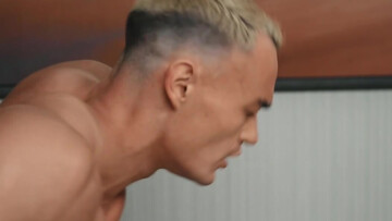 Twink wtih bleached hair is riding and getting stuffed