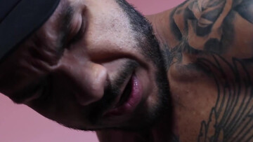The gloryhole leads to a rimjob and a blowjob as well