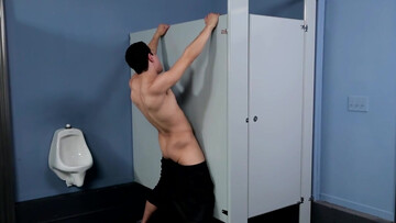 Greg Jamison has sex with a condom with Orlando Fox