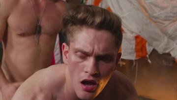 Sexy exchange of looks, hard dicking session