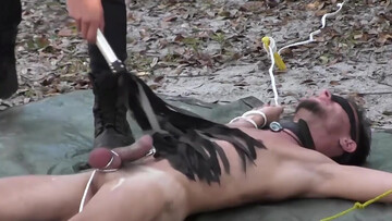 Blindfolded man is cumming after some serious foreplay