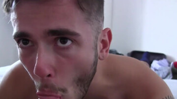 Deepthroat hotness with Xavier Sibley and David Luca