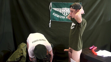 Joris Leonard and Rick Lennon: dildo size matters