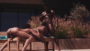 Outdoor threesome with muscles and cummies