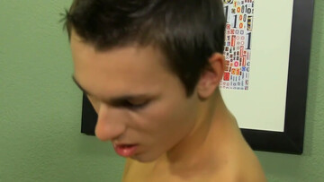 Amateur twinks provide nothing but serious cock sucking oral