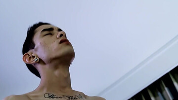 Insolent teens enjoy soft oral sex moments in a wonderful play